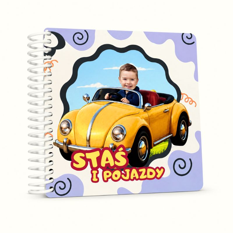 personalizowana książka dla malucha kosmos ze zdjęciem dziecka w rakiecie i wśród planet