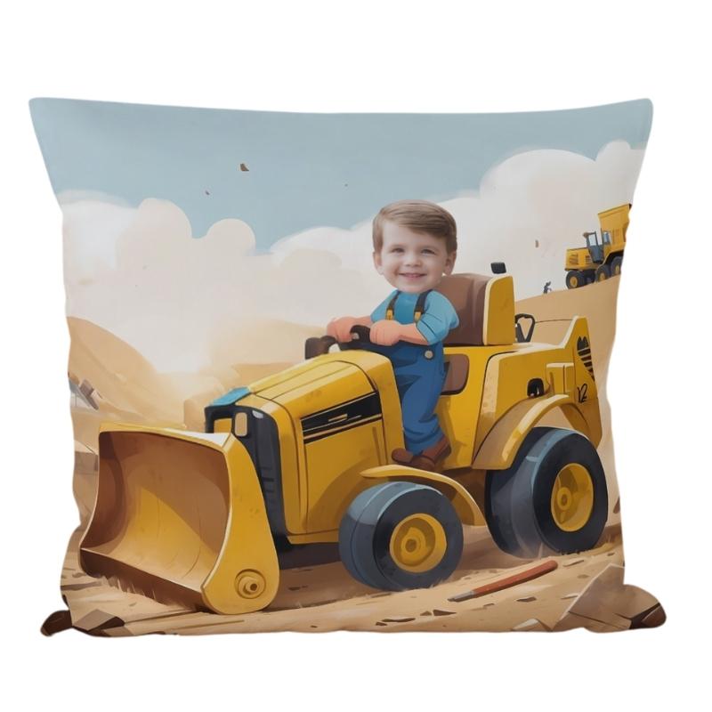 Personalizowana poduszka z dzieckiem prowadzącym żółty buldożer. poduszka ze zdjęciem buldożer