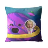 poduszka z Twoim zdjęciem Saturn – personalizowany prezent z ilustracją planety i twarzą dziecka