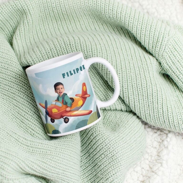 personalizowany kubek samolot ze zdjęciem dziecka i opcjonalnym imieniem