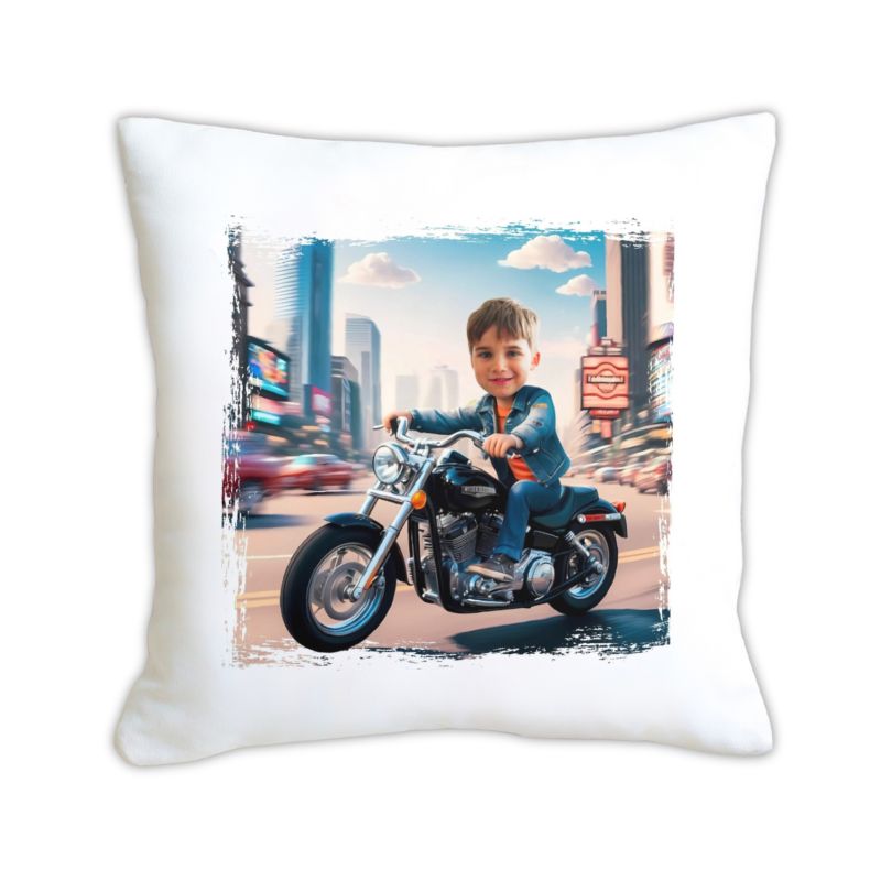 personalizowana poduszka z nadrukiem, poduszka z bajkową grafiką, pluszowa poduszka 45x45, poduszka z własnym zdjęciem, wyjątkowy prezent na każdą okazję, miękka poduszka dekoracyjna, poduszka na zamówienie, poduszka z kolorowym nadrukiem, trwała poduszka sublimacyjna, poduszka z kulką silikonową, poduszka dla dzieci z grafiką, poduszka personalizowana na prezent, poduszka z zamkiem do prania, szybka realizacja poduszki MOTOR