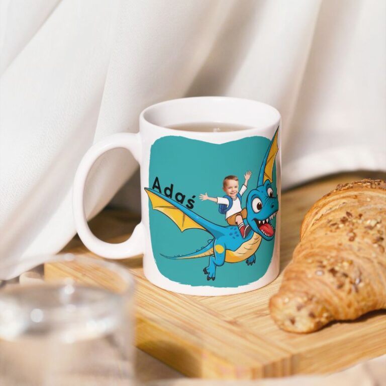 kubek z bajkową grafiką pterodaktyla do picia kakao i mleka