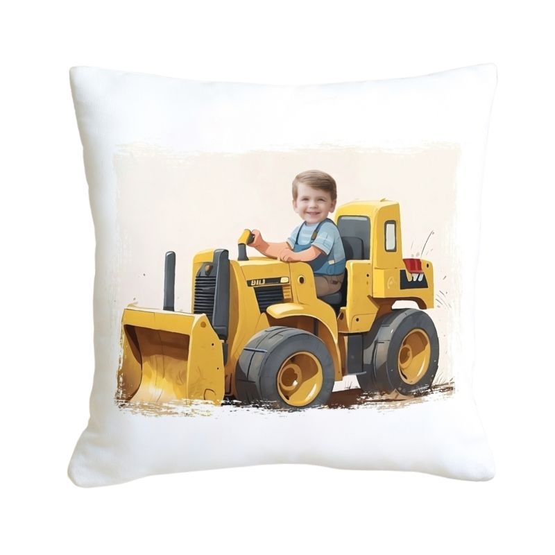 personalizowana poduszka z nadrukiem, poduszka z bajkową grafiką, pluszowa poduszka 45x45, poduszka z własnym zdjęciem, wyjątkowy prezent na każdą okazję, miękka poduszka dekoracyjna, poduszka na zamówienie, poduszka z kolorowym nadrukiem, trwała poduszka sublimacyjna, poduszka z kulką silikonową, poduszka dla dzieci z grafiką, poduszka personalizowana na prezent, poduszka z zamkiem do prania, szybka realizacja poduszki SPYCHACZ