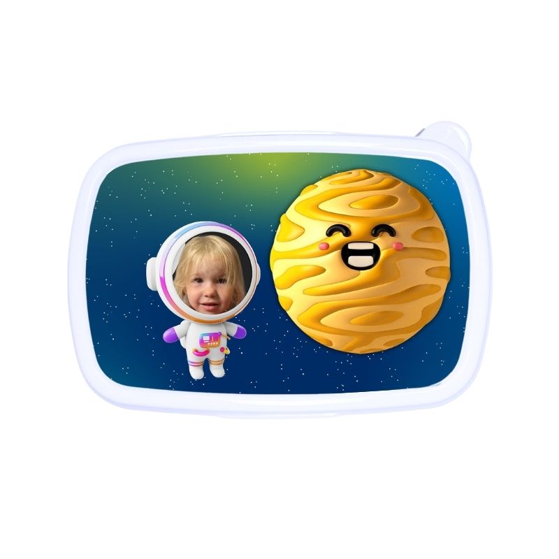 Personalizowana śniadaniówka z własnym zdjęciem wenus to doskonałe rozwiązanie dla każdego, kto chce dodać odrobinę wyjątkowości do swoich posiłków.