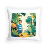 personalizowana poduszka z nadrukiem, poduszka z bajkową grafiką, pluszowa poduszka 45x45, poduszka z własnym zdjęciem, wyjątkowy prezent na każdą okazję, miękka poduszka dekoracyjna, poduszka na zamówienie, poduszka z kolorowym nadrukiem, trwała poduszka sublimacyjna, poduszka z kulką silikonową, poduszka dla dzieci z grafiką, poduszka personalizowana na prezent, poduszka z zamkiem do prania, szybka realizacja poduszki DINOZAUR