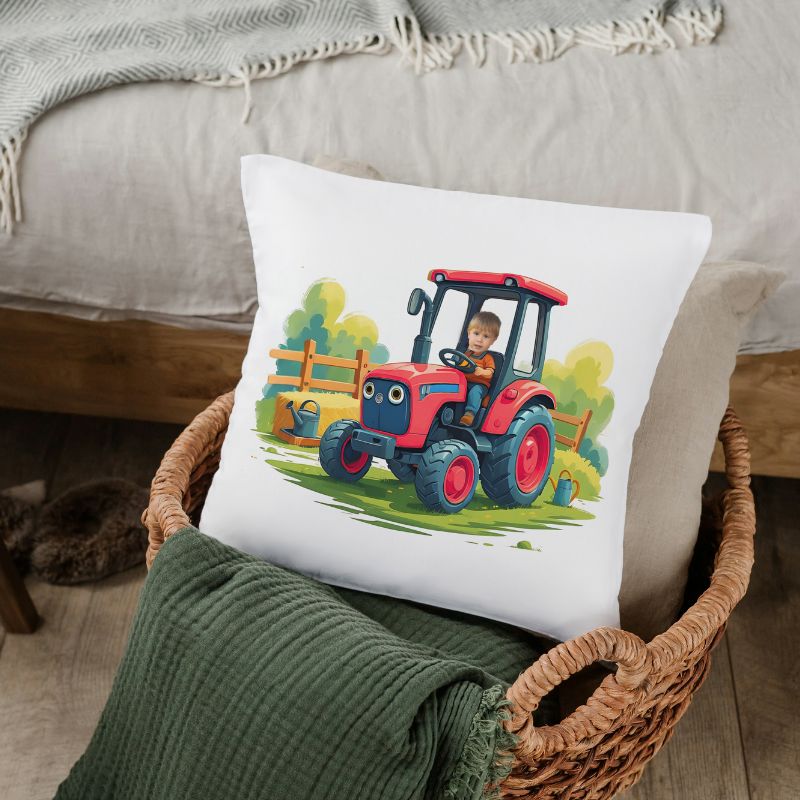 Poduszka z traktorem ze zdjęciem dziecka – czerwony traktor z kabiną