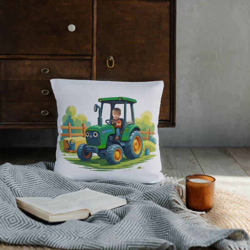 Poduszka ze zdjęciem – zielony traktor z kabiną