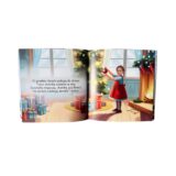 Personalizowana książka dla dziewczynki o miesiącach z kolorowymi ilustracjami i twarzą dziecka